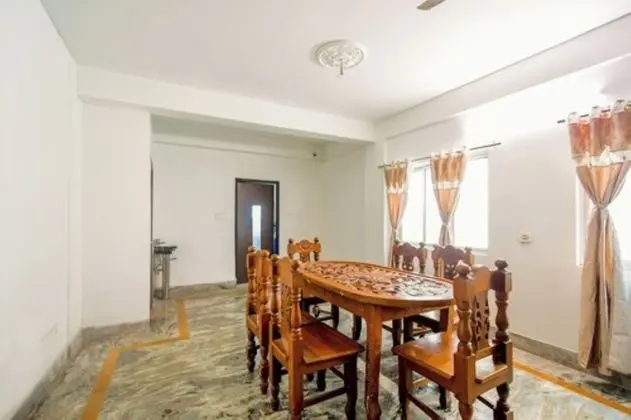 Goroomgo Today Inn New Town Kolkata - Yerinde Yemek