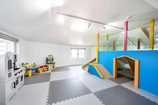 Goseong Maple Kids&spa&poolivilla - Dış Mekan