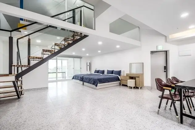 Goseong Maple Kids&spa&poolivilla - Dış Mekan