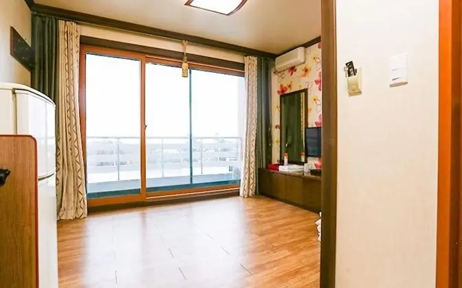 Goseong Orient Pension