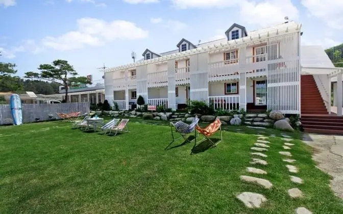 Goseong Sunrise Pension