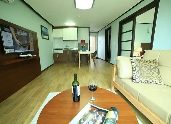Goseong Sunshine Beach Pension - Oda Düzeni