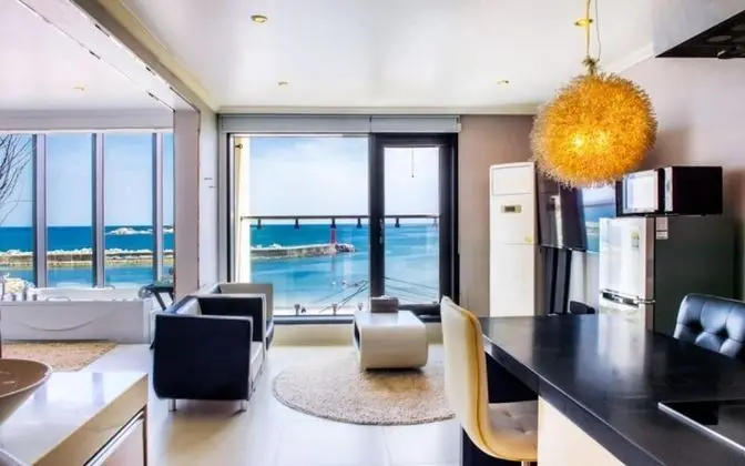 Goseong Top House Pension