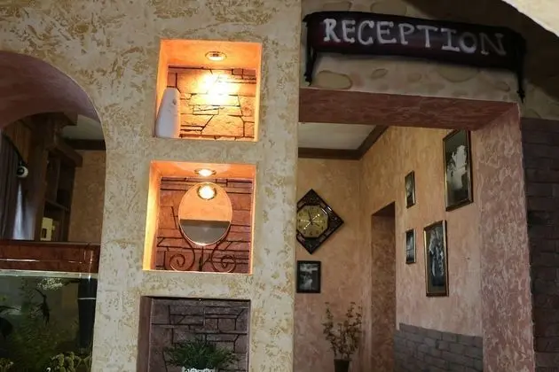 Gostiny Dvor Hotel - Hostel - Dış Mekan
