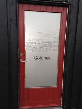 Götuhús - Dış Mekan