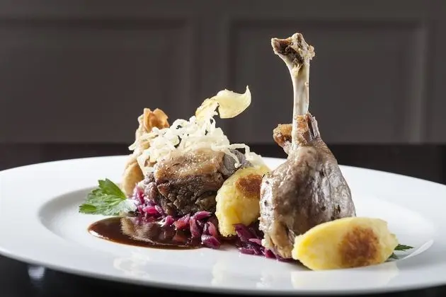 Gourmet Hotel Villa Patriot - Yerinde Yemek