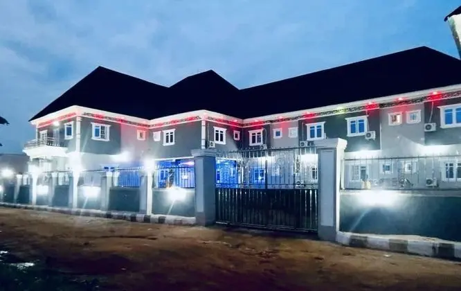 Govic T Hotel and Suites