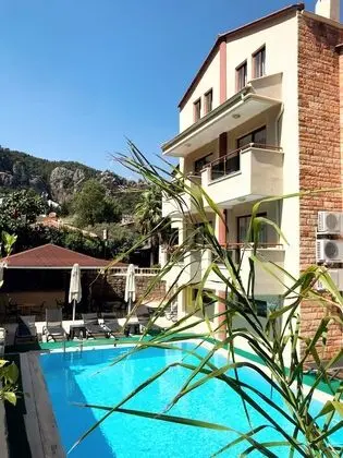 Gözdem Apart 1