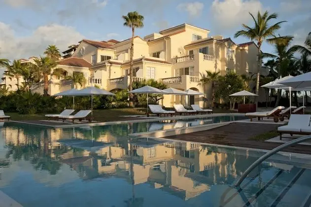 Grace Bay Club - Dış Mekan