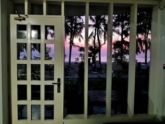 Grace Beach Inn