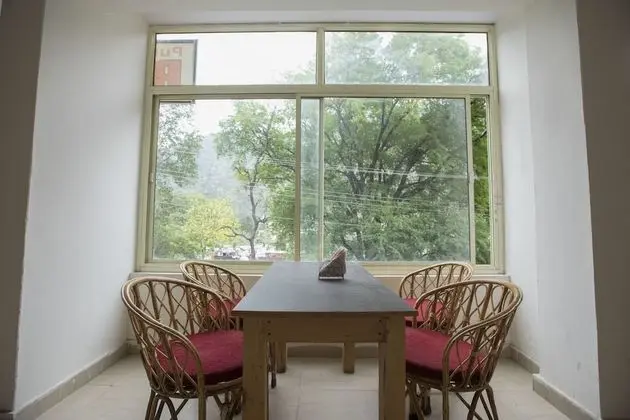 Hotel Grace Ganga By Nature Care Village - Yerinde Yemek