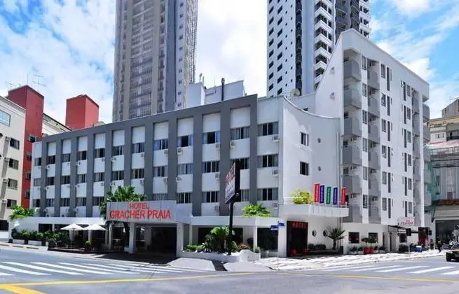 Gracher Praia Hotel