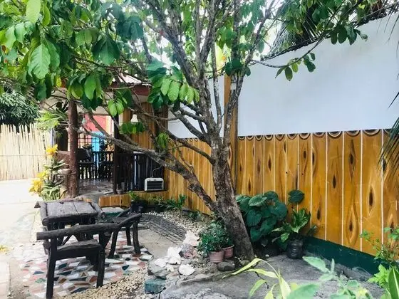 Gracia's Budget Inn - Dış Mekan