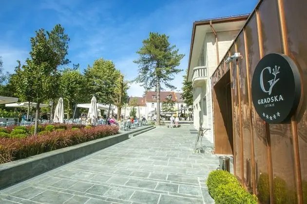 Hotel Gradska Cetinje - Dış Mekan