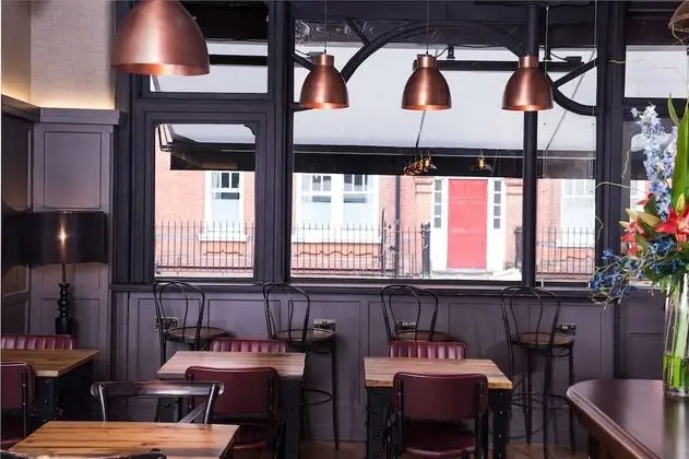 The Grafton Arms Pub & Rooms - Yerinde Yemek