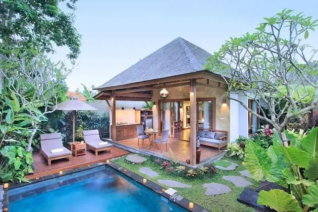 Graha Sandat Villas by Pramana Villas - CHSE Certified