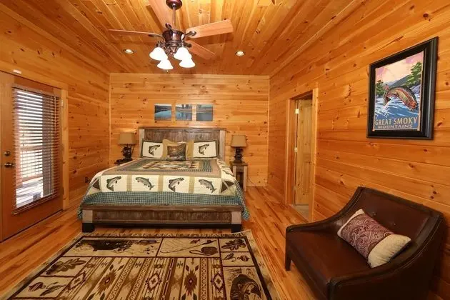 Grampy Camp Lodge at Gatlinburg - Oda