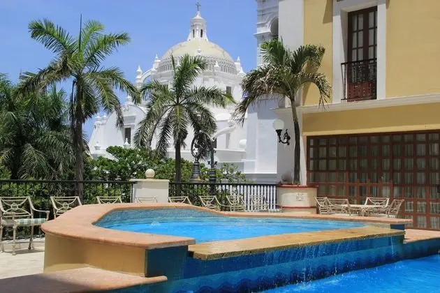 Gran Hotel Diligencias - Havuz