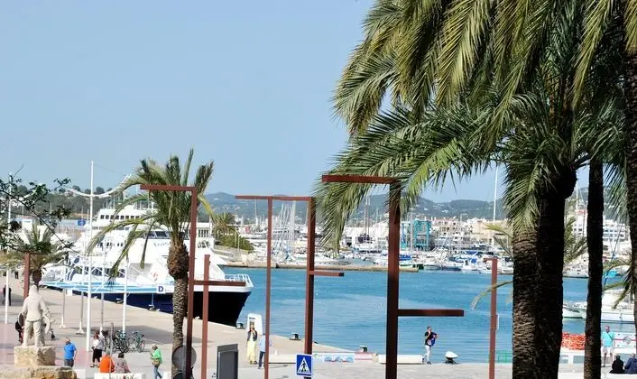 Gran Htl Montesol Ibiza Curio Collect