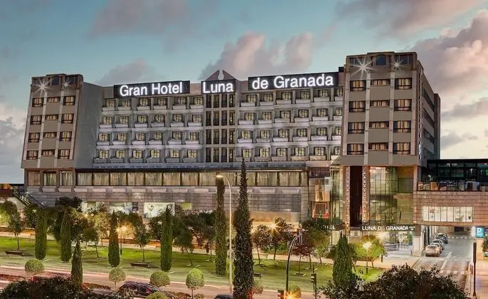 Gran Hotel Luna de Granada - Dış Mekan