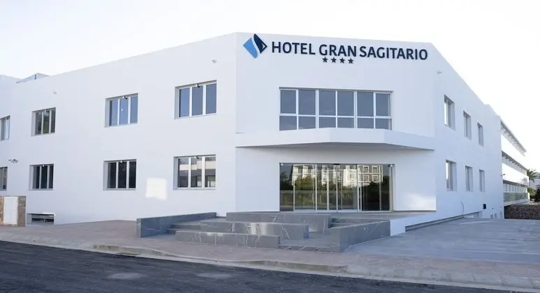 Hotel Gran Sagitario - Dış Mekan