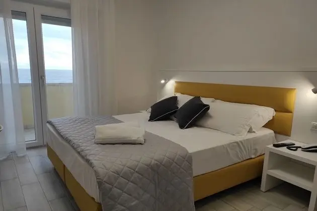 Hotel Gran San Bernardo - Oda
