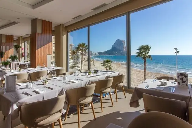 Gran Hotel Sol y Mar - Plaj