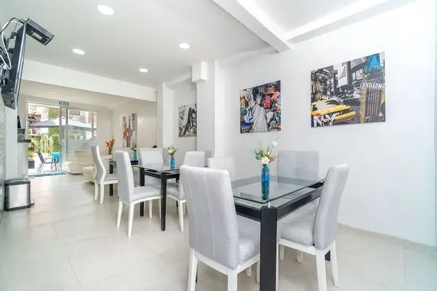 Hotel Granada Loft - Lobi