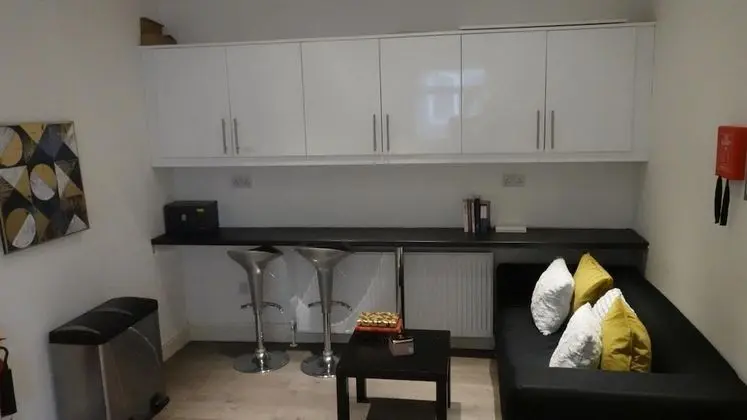 Grand Airport Ensuites - Mutfak