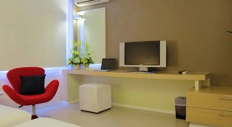 Grand Alpine Hotel Bangkok - Oda
