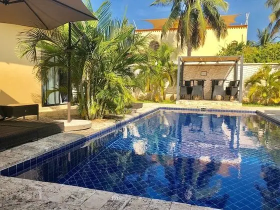 Grand Amber Villa - Havuz