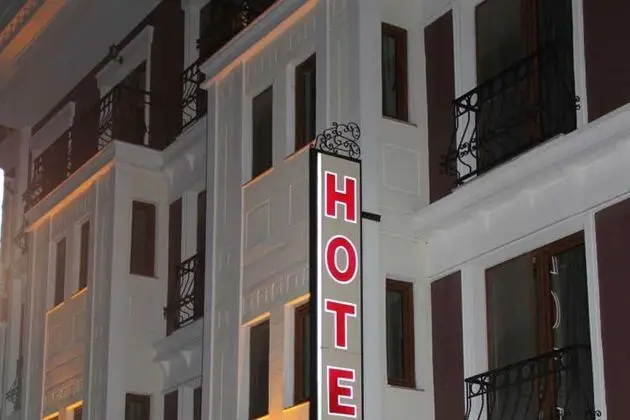 Grand Anzac Hotel