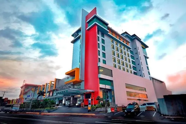 Grand Artos Hotel Magelang - Dış Mekan