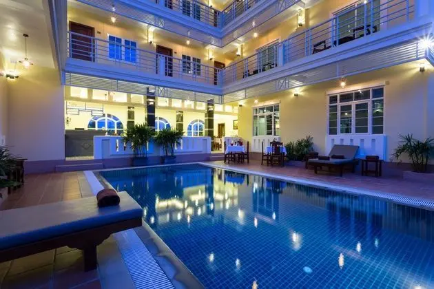 GRAND BAYON SIEM REAP HOTEL