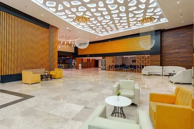 Grand Bellagio Batumi Convention & Casino Hotel - Lobi