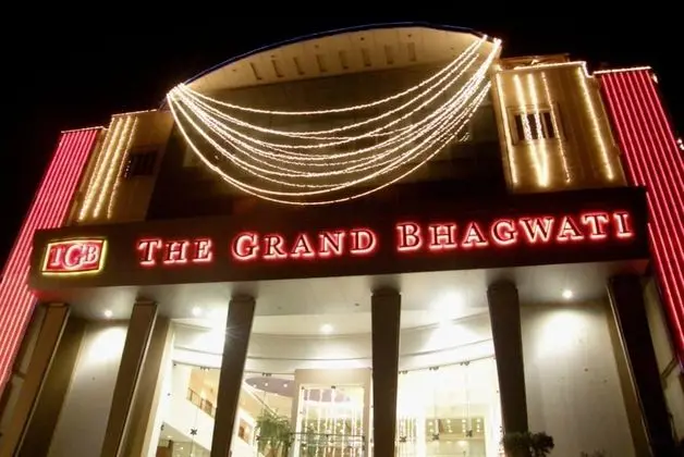 The Grand Bhagwati - Dış Mekan