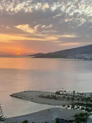 Grand Blue Apartments