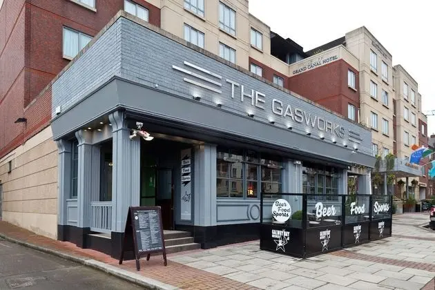 Grand Canal Hotel Dublin - Dış Mekan
