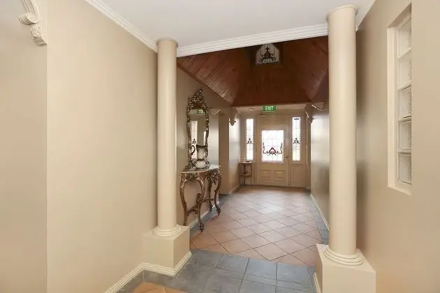 Grand Central Accommodation B&B Cobden - İç Mekan