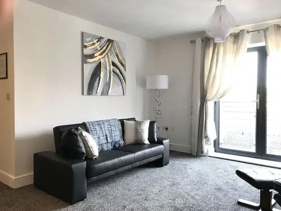 Grand Central Apartments, Centro - İç Mekan