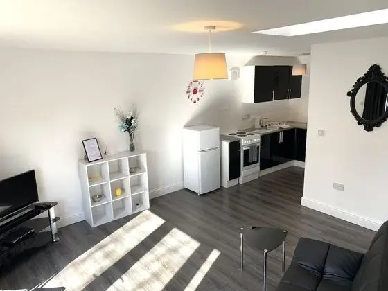 Grand Central Budget Modern Apartments