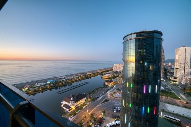 Grand City Apartments BatumiFotoğrafı