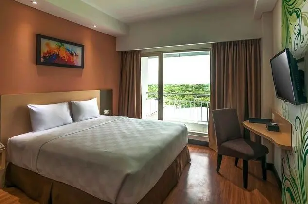 Grand City Hotel & Convention Makas