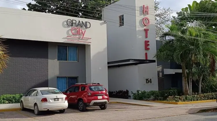 Grand City Hotel - Near Market 28