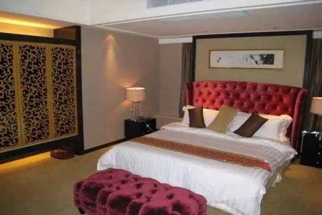 Grand Continental Service Apartment - Oda