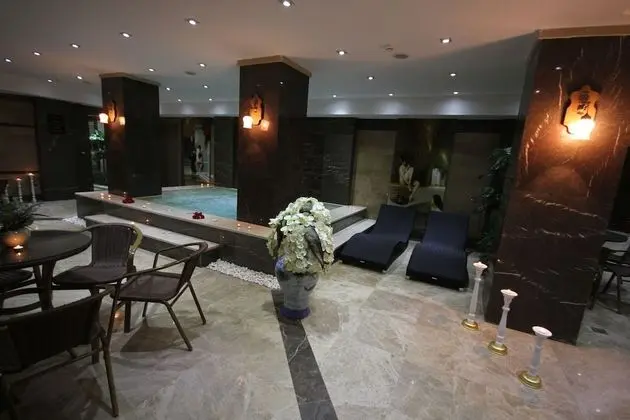 Grand Corner Hotel - Boutique Class - Havuz