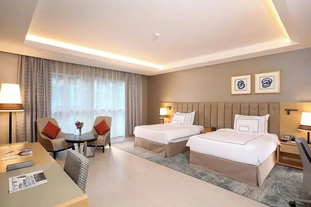 Grand Cosmopolitan Hotel - Genel