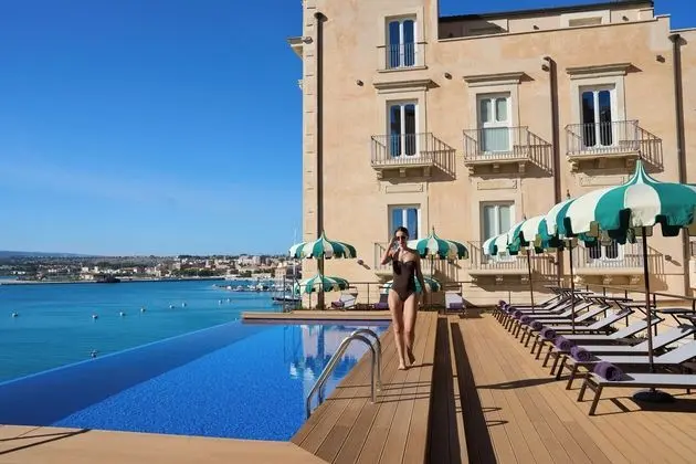 Grand Hotel Des Ètrangers - Havuz