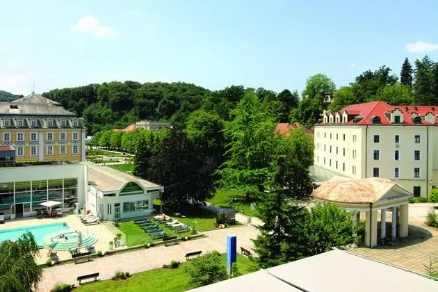 Grand Hotel Donat Superior - Dış Mekan