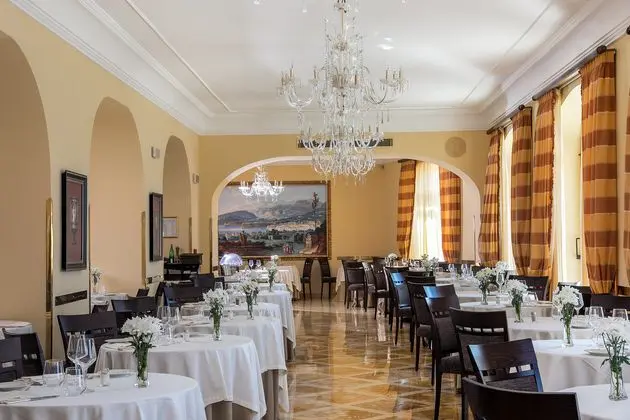 Grand Hotel Due Golfi - Yeme / İçme